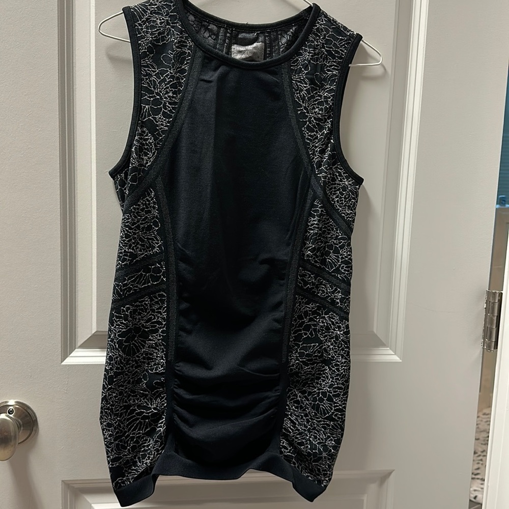 Athleta medium work out tank black